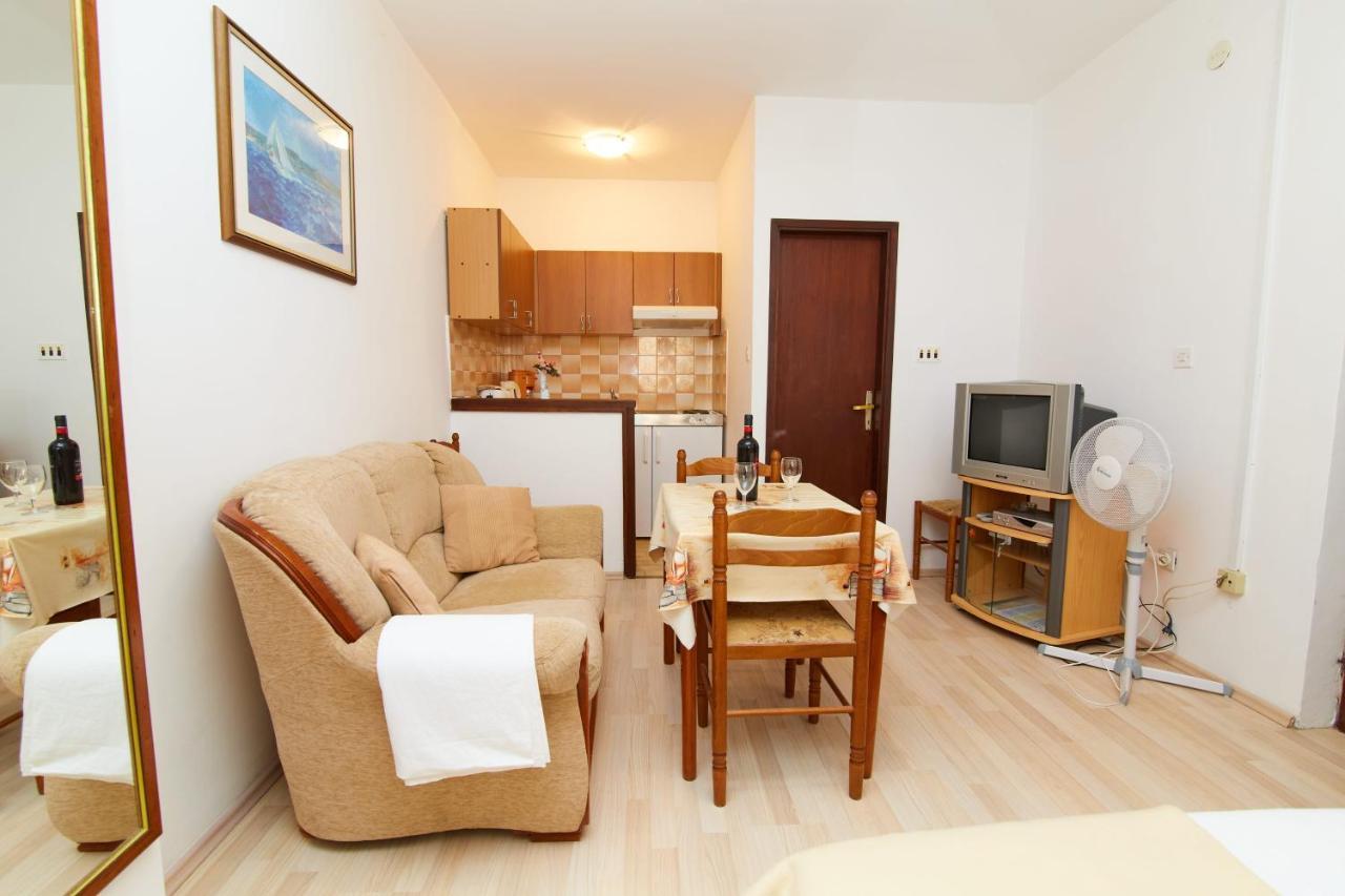 Apartments And Rooms With Parking Space Crikvenica - 19125 Extérieur photo